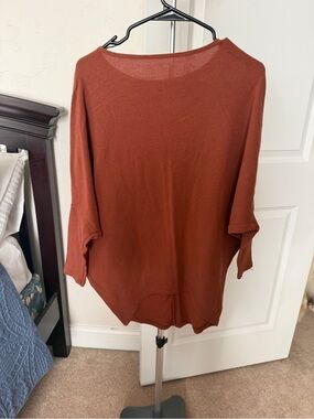 Women's Relaxed Tunic Top in Rust